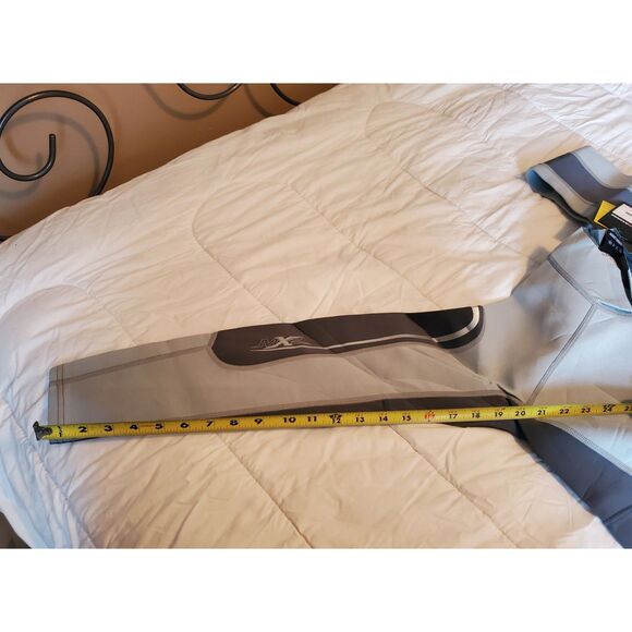 Magic Marine Metalite MX2 Racing Vest Shirt Med Long Sleeved Grey Neoprene NWT - Picture 8 of 9